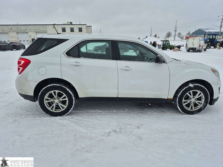 2017-chevrolet-equinox-image-6