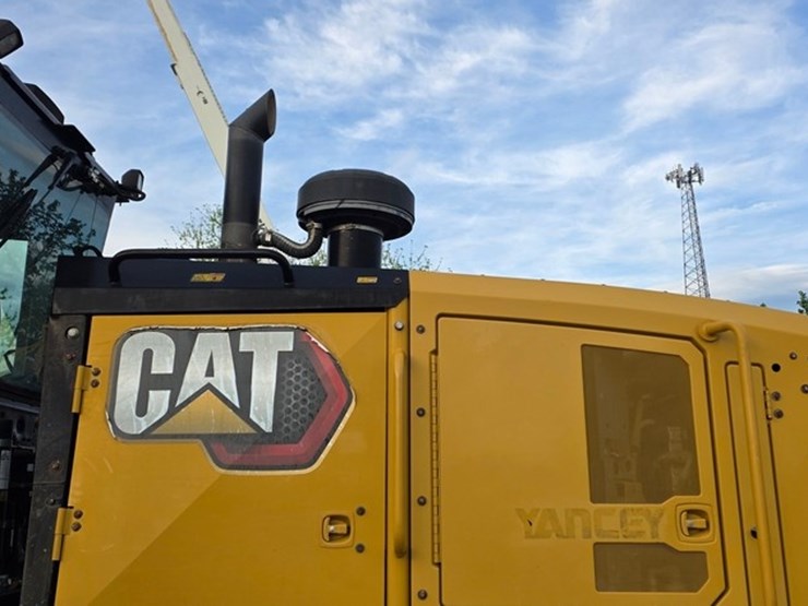 2020-caterpillar-140-image-22