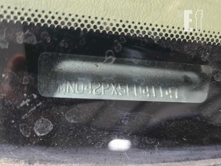 2005-ford-excursion-image-28