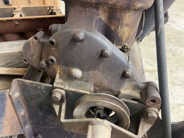 ford-engine-and-parts-image-7