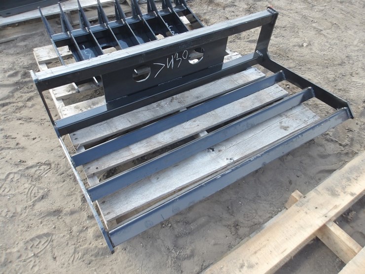 #7430-•-mini-universal-land-plane-image-4