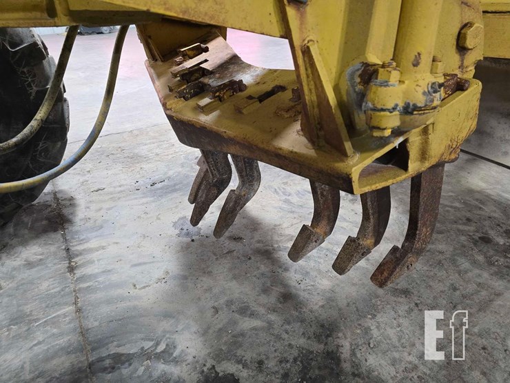 caterpillar-14e-image-13