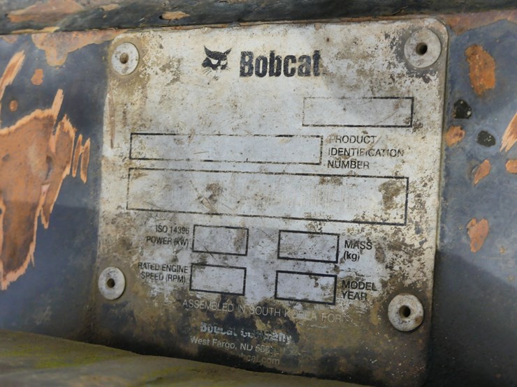 2011-bobcat-e80-image-17