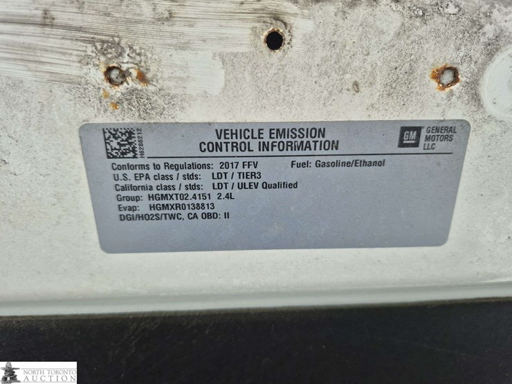 2017-chevrolet-equinox-image-12