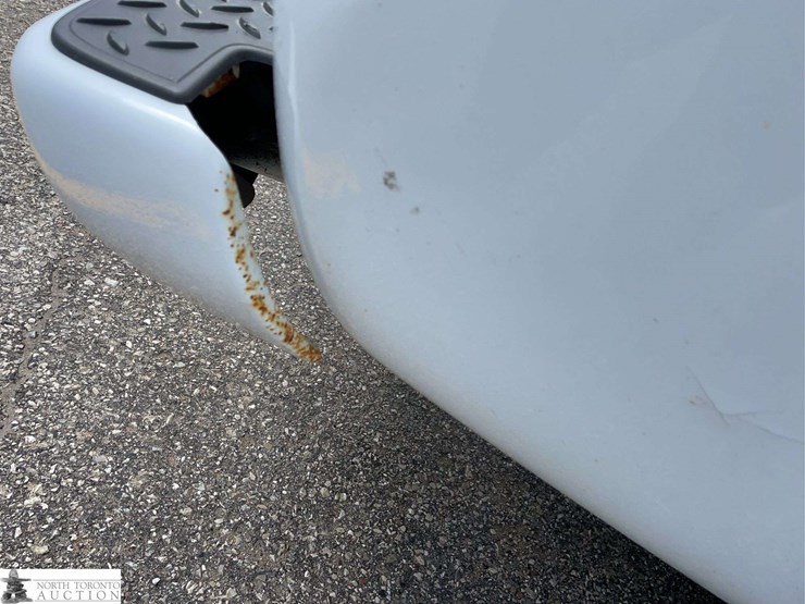 2012-chevrolet-colorado-image-29