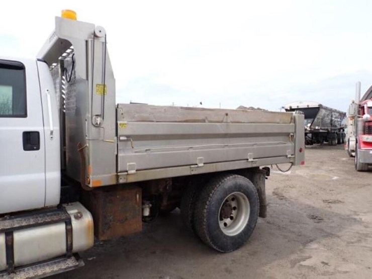 2017-ford-f750-image-36