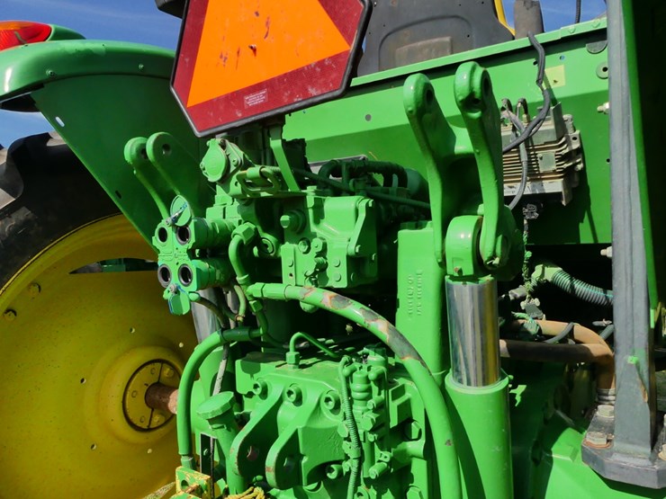 john-deere-6330-image-6
