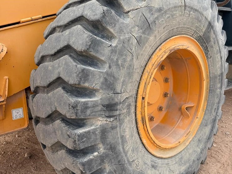 2014-hyundai-hl757tm-9a-image-21