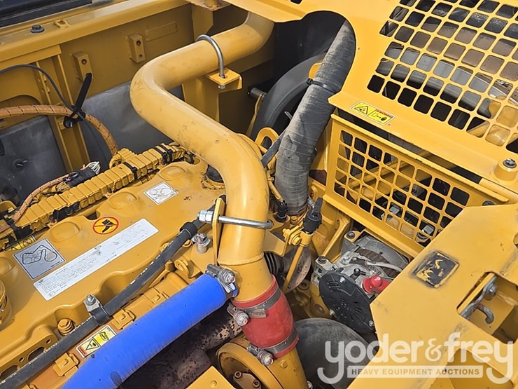 2017-caterpillar-336fl-image-75