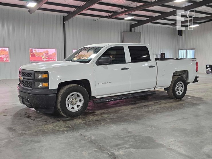 2015-chevrolet-silverado-1500-image-1
