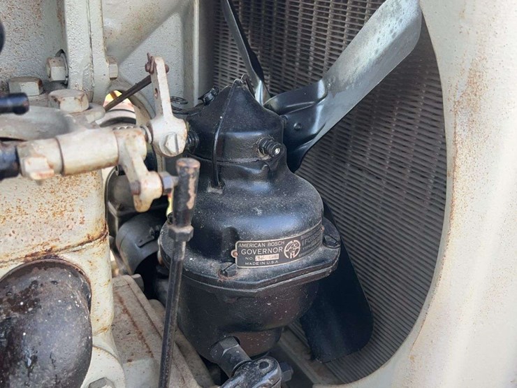 brand-new-never-used-1925-fordson-tractor-image-21