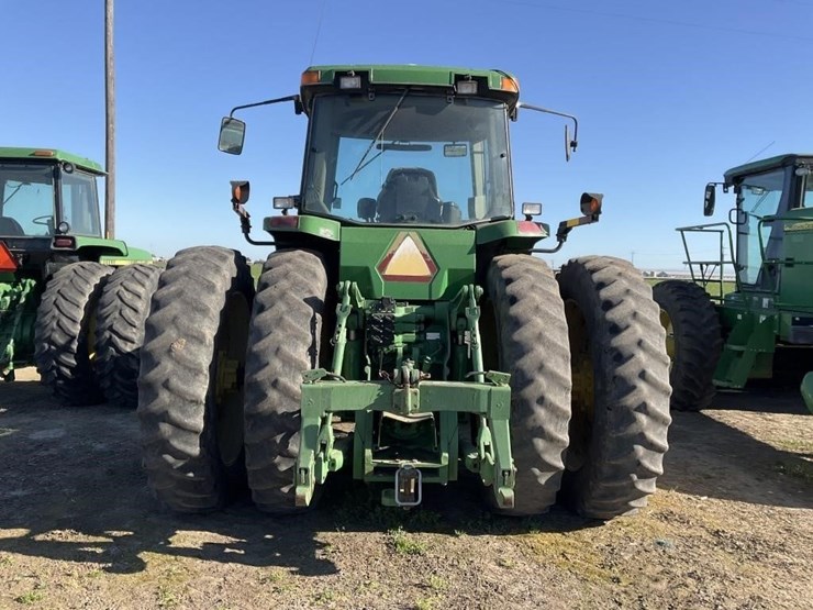 john-deere-8210-image-4