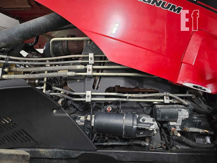 2017-case-ih-magnum-340-image-22