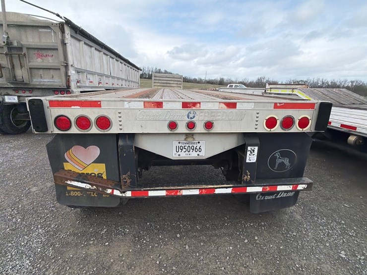 2009-great-dane-48-image-9