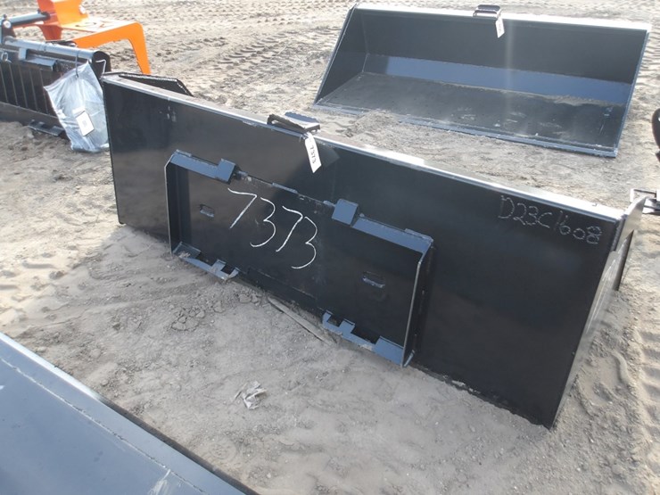 #7373-•-84-in.-skid-steer-snow/litter-bucket-image-3