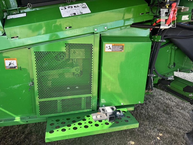 2019-john-deere-s790-image-18