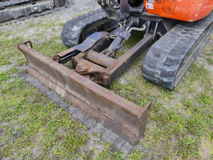 2022-kubota-kx040-4-image-10