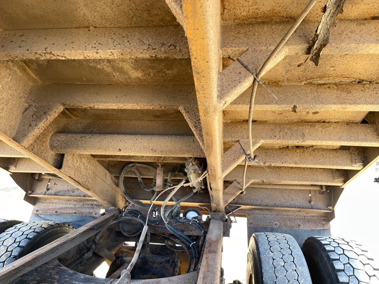 #401-•-1991-mack-rb688s-dump-truck-(has-mn-title)-image-78