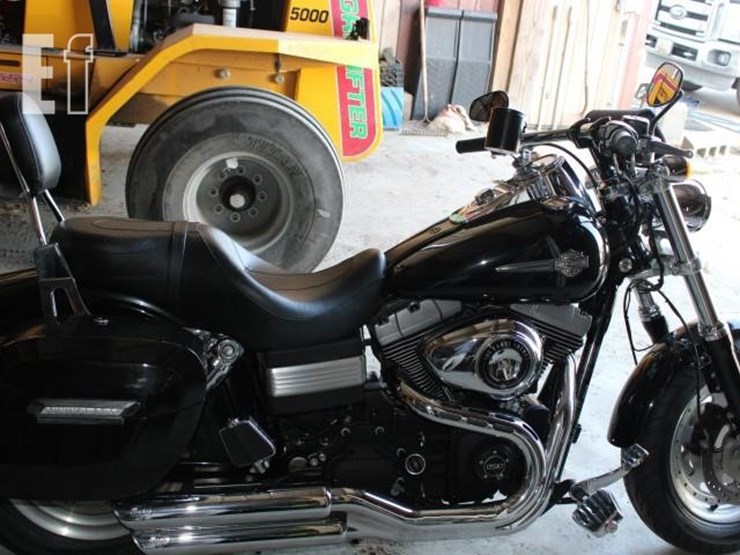 2013-harley-davidson-fat-bob-image-1