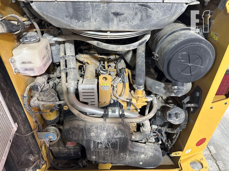 2023-caterpillar-259d3-image-29