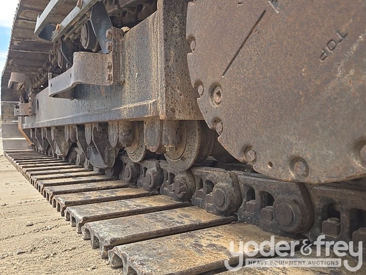 2015-komatsu-pc490-lc-11-image-21