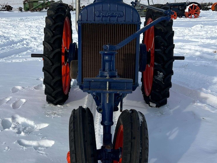 fordson-all-around-image-8