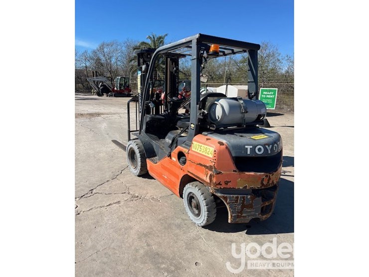 2018-toyota-8fgu25-image-2