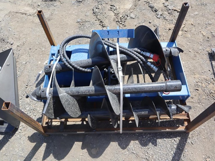 future-skid-steer-auger-image-3