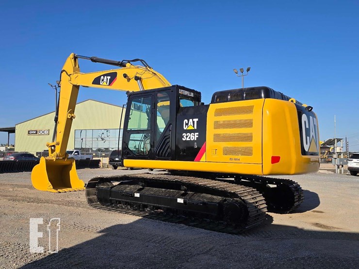 2017-caterpillar-326fl-image-4