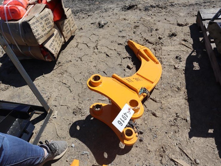 caterpillar-305-image-3