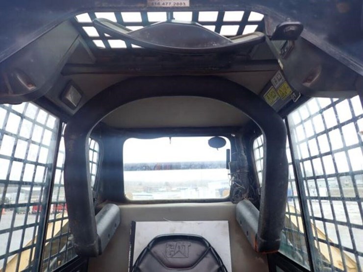 2010-caterpillar-232b-image-12