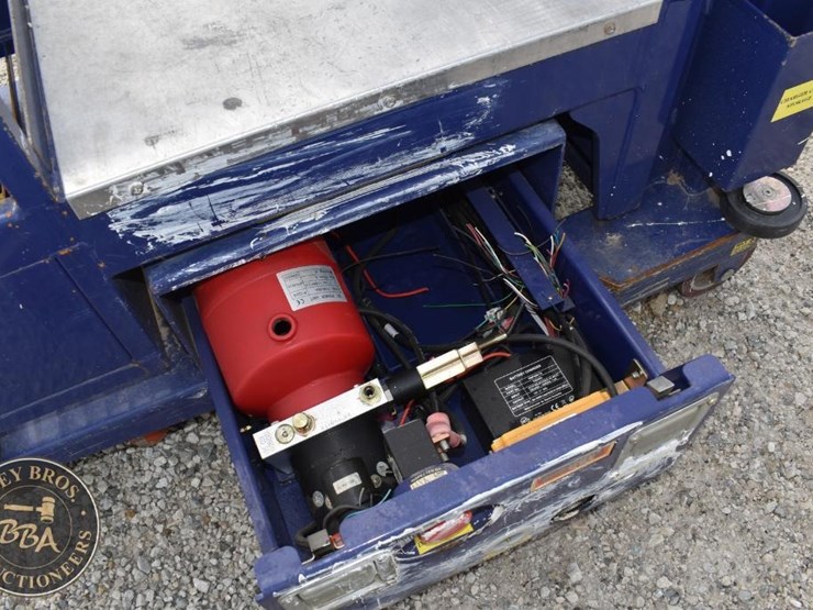 ballymore-warehouse-lift-42913-image-10