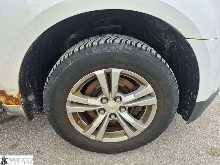 2013-chevrolet-equinox-image-39