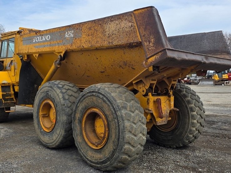 1999-volvo-a25c-image-4