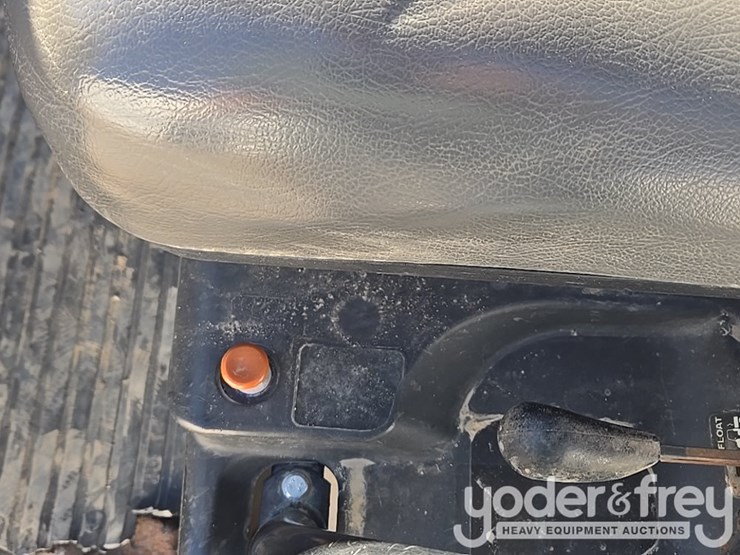 2018-kubota-rtvx1140-image-51