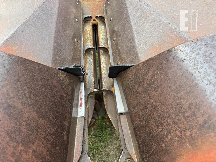 case-ih-1063-image-3