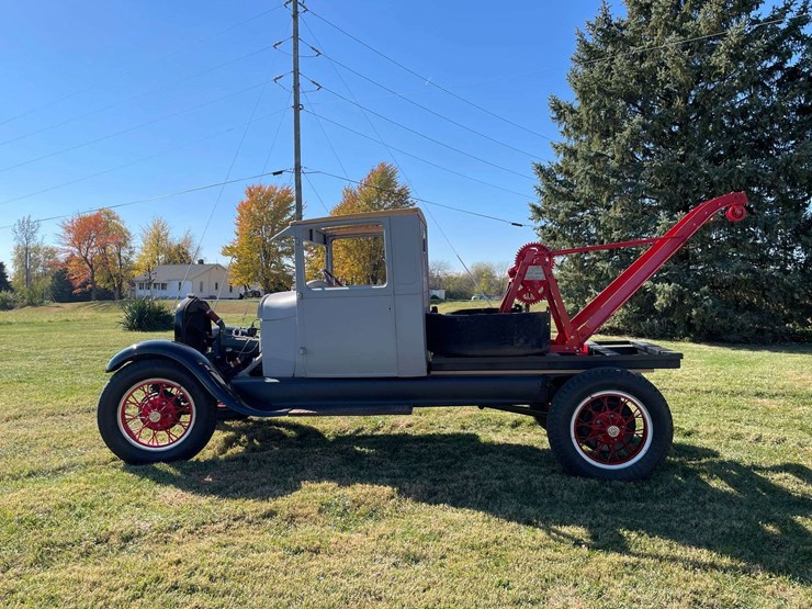 1928-ford-aa-wrecker-truck-image-6