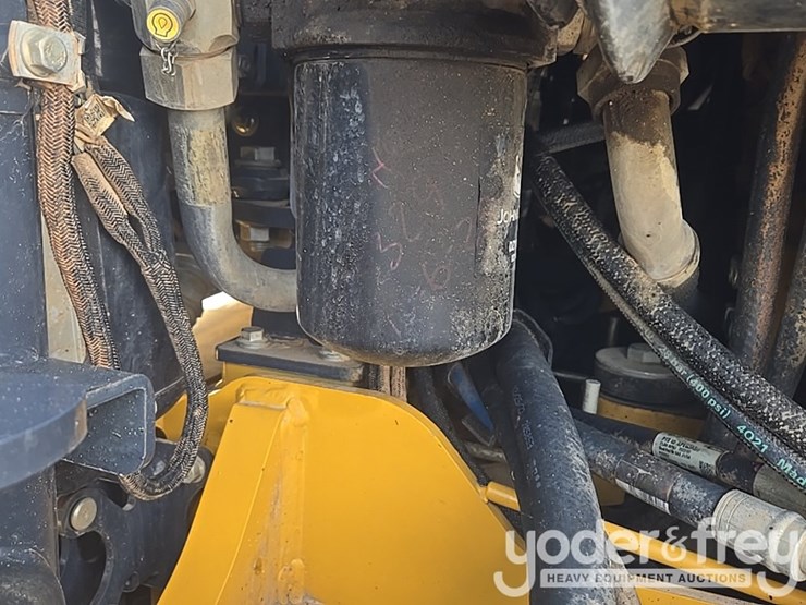 2022-deere-260e-image-84