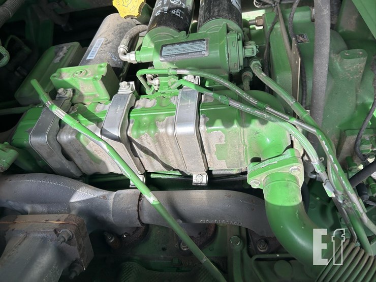 2012-john-deere-s690-image-56
