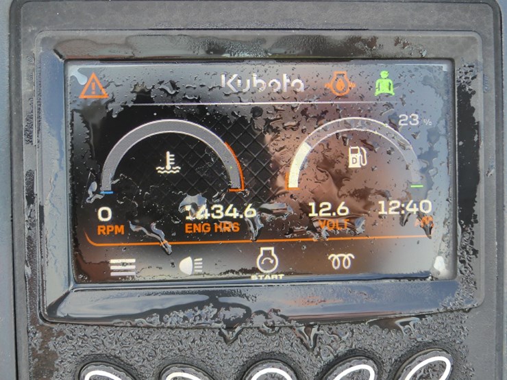 2023-kubota-scl1000-image-11