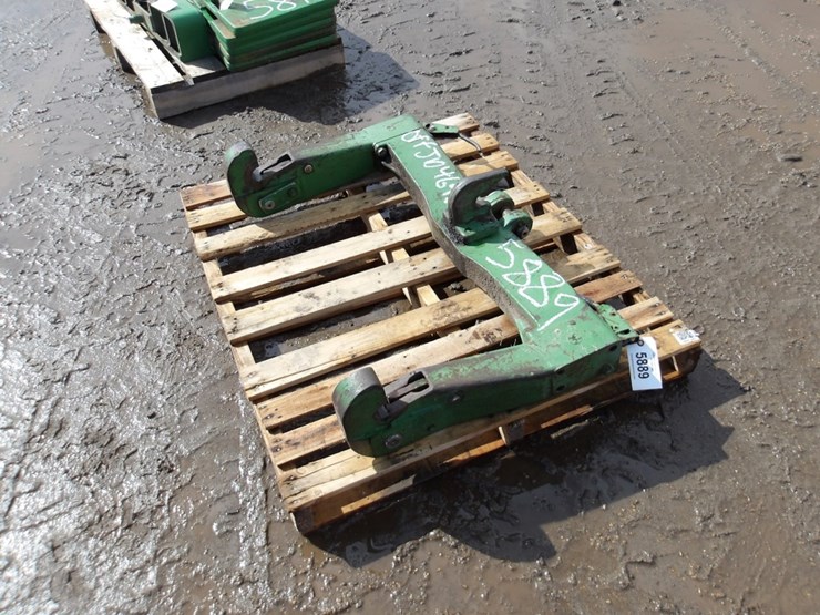 #5889-•-john-deere-quick-hitch-image-4
