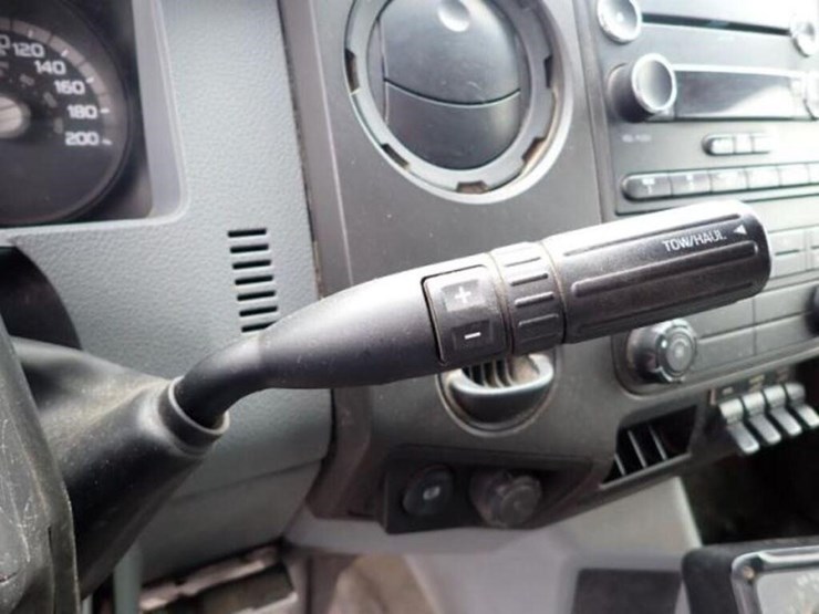 2017-ford-f750-image-16