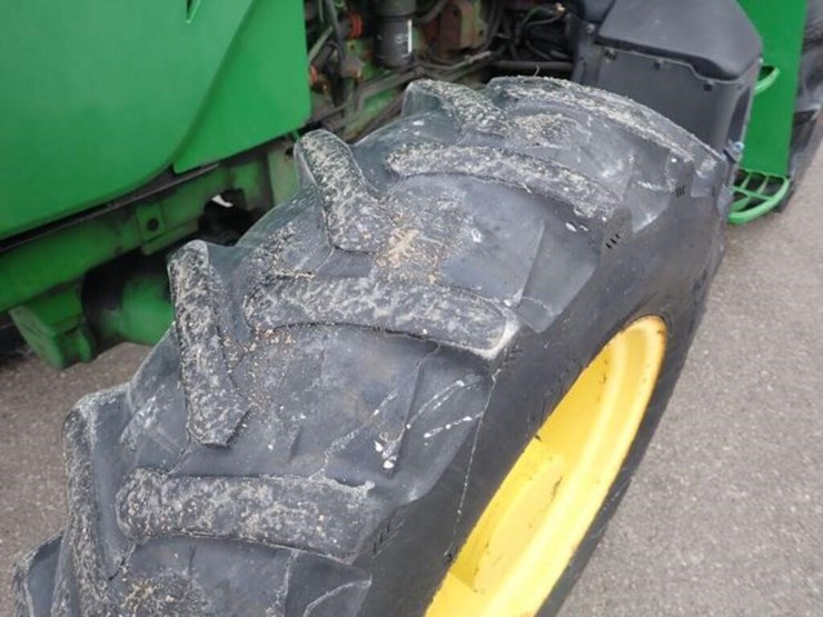 2016-john-deere-5085e-image-64