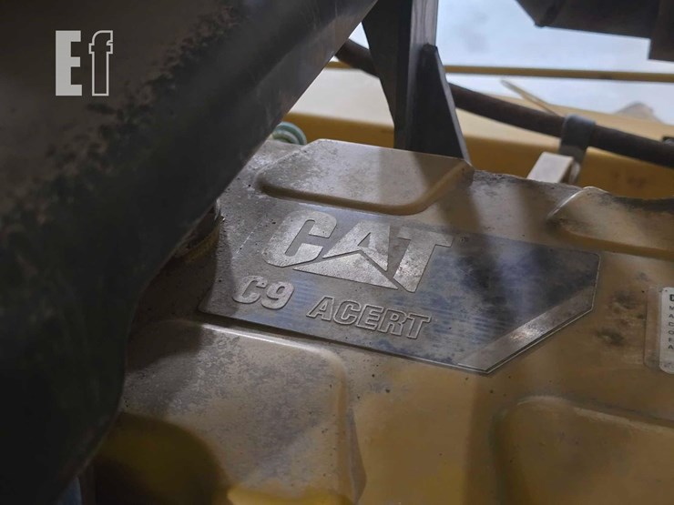 2015-caterpillar-815f-2-image-34