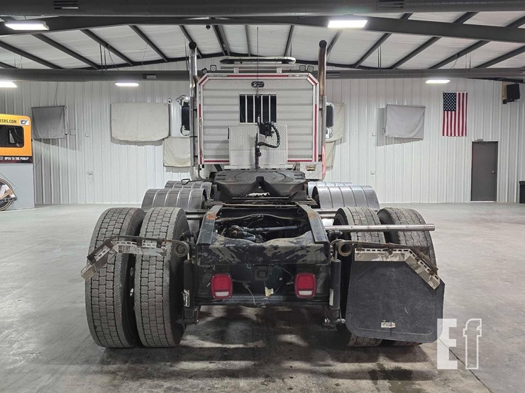 2017-mack-pinnacle-chu613-image-8