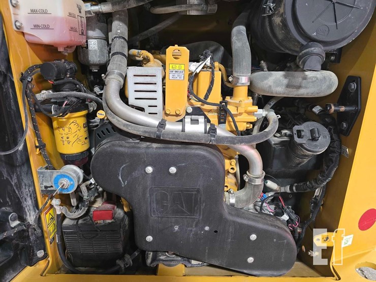 2023-caterpillar-259d3-image-25