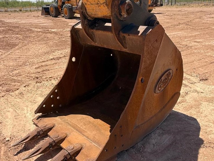 2017-hyundai-hx300l-image-11