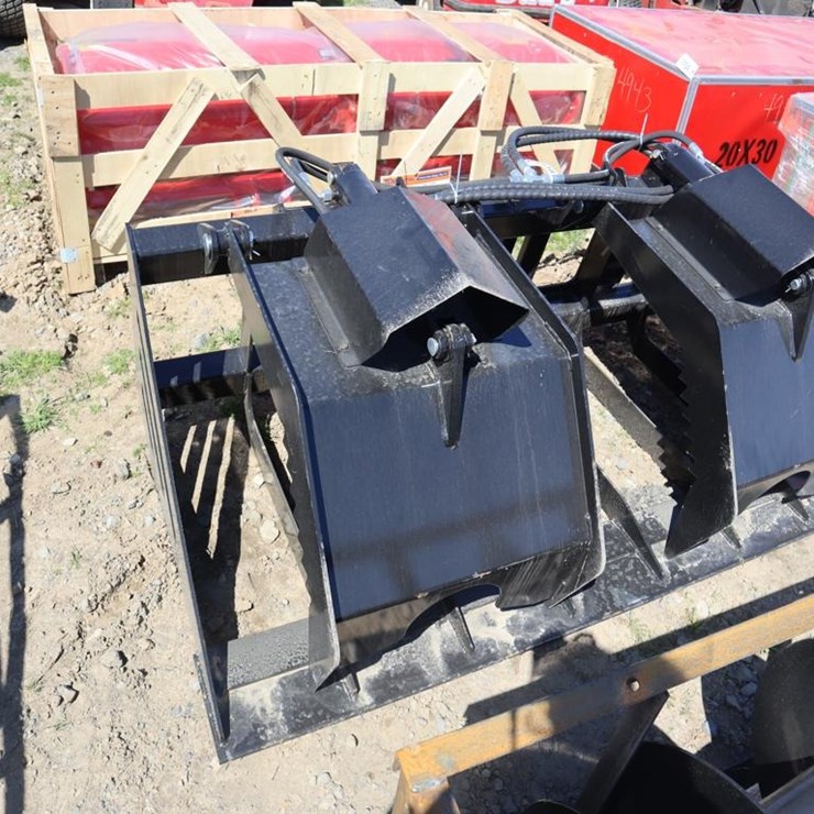 Future Skid Steer Wood Grabber