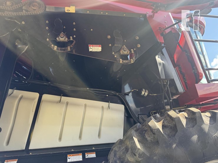 2008-case-ih-8010-image-22