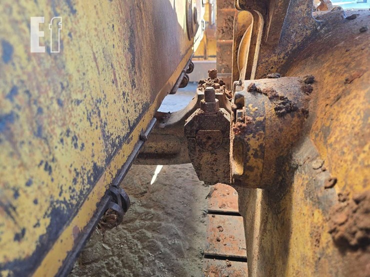 2006-caterpillar-d6r-iii-image-39